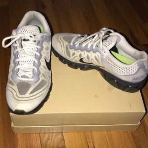 Nike Air Max size 7.5